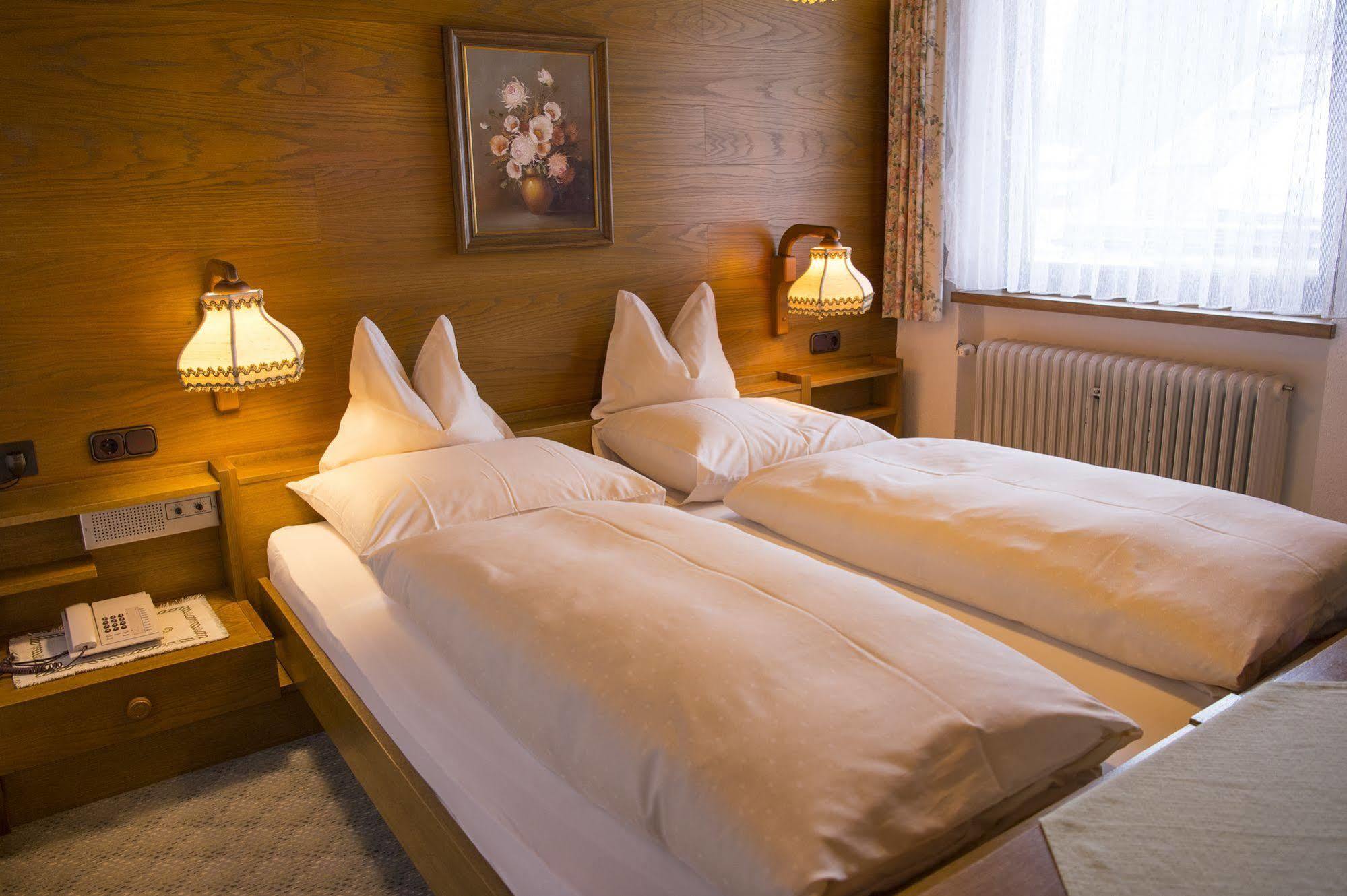 Pension Daniel Lech am Arlberg Exterior photo